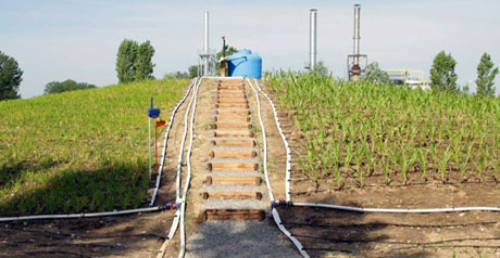 irrigazione campi agricoltura