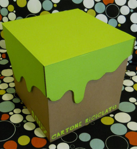 scatola riciclo cartone